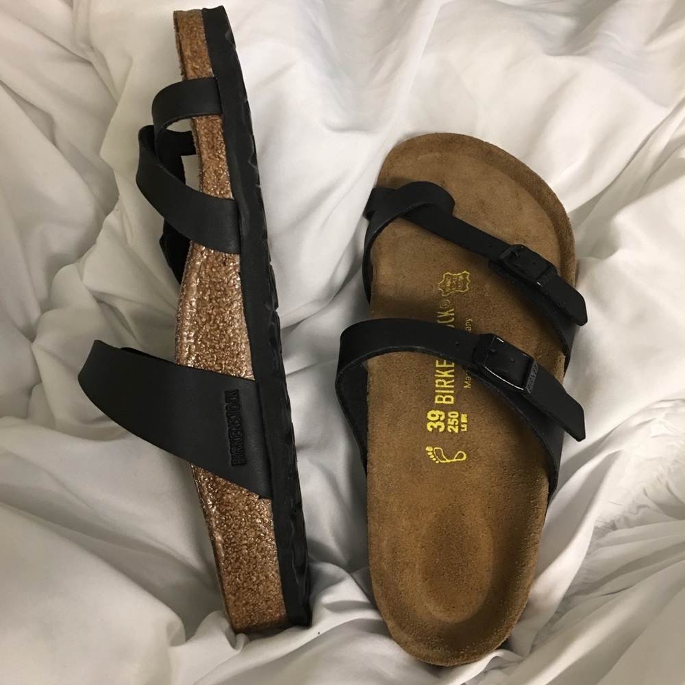 BRAND NEW Birkenstock sandals